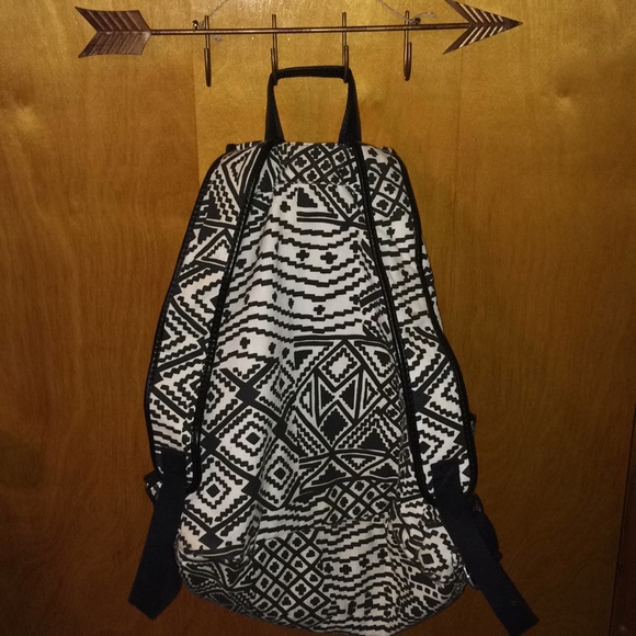 Tribal Print Backpack - Picture 2 of 4